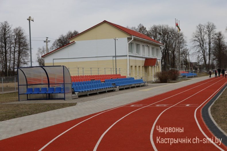 В Октябрьском сегодня торжественно открыли стадион "Октябрь" - 5360039903367