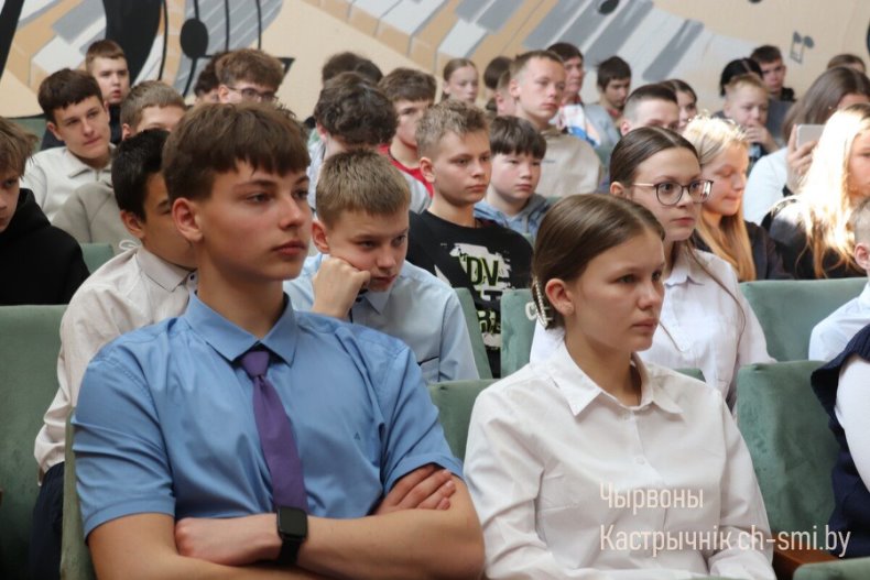 Сегодня на базе Октябрьской районной гимназии был проведен межведомственный стрим-семинар с участием заключенных воспитательной колонии №2 г. - 5360089295495