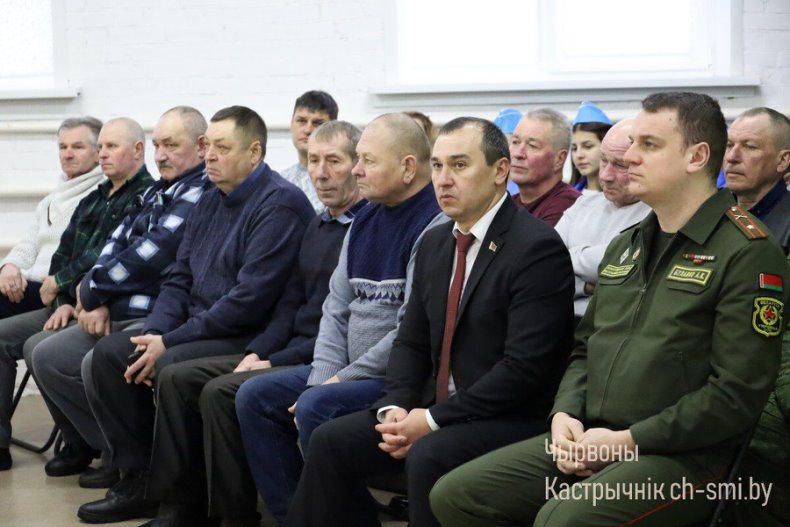 Память сквозь годы: в Октябрьском прошел митинг, посвященный 37-й годовщине вывода советских войск из Афганистана  - 5359638574727