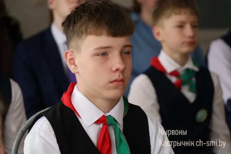 Первый паспорт – первый шаг во взрослую жизнь - 5359985376135