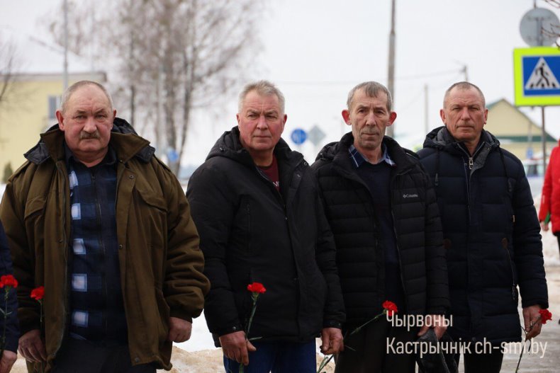 Память сквозь годы: в Октябрьском прошел митинг, посвященный 37-й годовщине вывода советских войск из Афганистана  - 5359638576263
