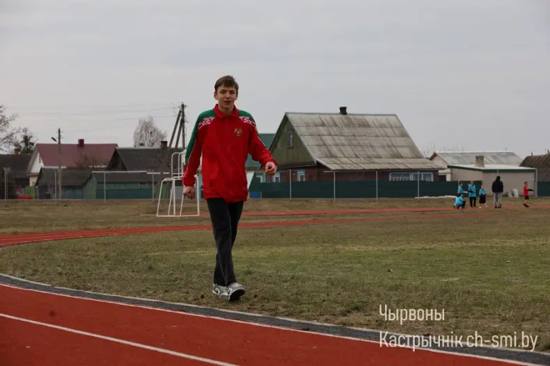 В Октябрьском сегодня торжественно открыли стадион "Октябрь" - 5360039905415