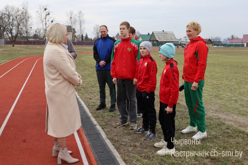 В Октябрьском сегодня торжественно открыли стадион "Октябрь" - 5360039904903