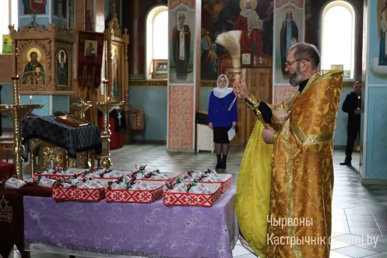 Сегодня в церкви Покрова Пресвятой Богородицы прошло освящение семян, которые станут урожаем 2026 года. - 5360040682119