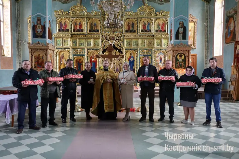 Сегодня в церкви Покрова Пресвятой Богородицы прошло освящение семян, которые станут урожаем 2026 года. - 5360040679303