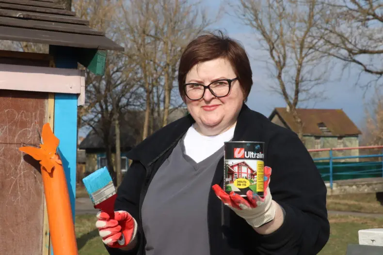 Областной субботник собрал 28 марта и руководителей, и представителей трудовых коллективов Октябрьщины. - 5360118770055