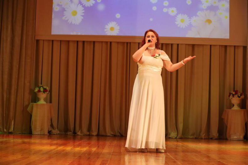 В центре досуга прошел торжественный вечер, посвященный Дню работников бытового обслуживания населения и жилищно-коммунального хозяйства «Празднуем вместе». - 5360042150791