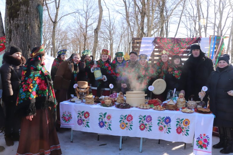 Поводов для хорошего настроения в субботний день у октябричан было много. - 5359734560135