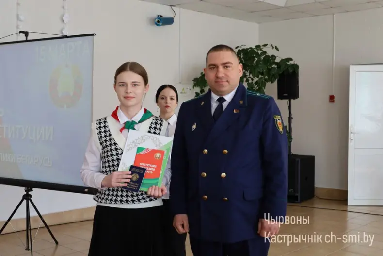 Первый паспорт – первый шаг во взрослую жизнь - 5359985372039