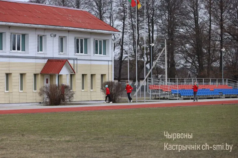 В Октябрьском сегодня торжественно открыли стадион "Октябрь" - 5360039903879