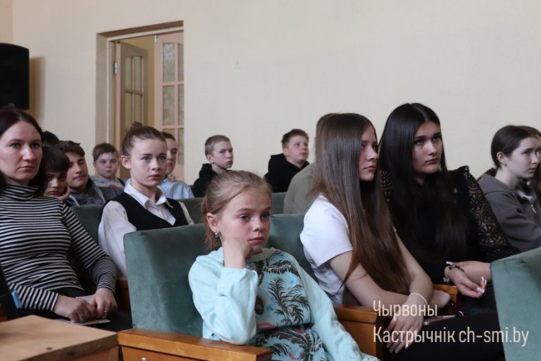 Сегодня на базе Октябрьской районной гимназии был проведен межведомственный стрим-семинар с участием заключенных воспитательной колонии №2 г. - 5360089309063