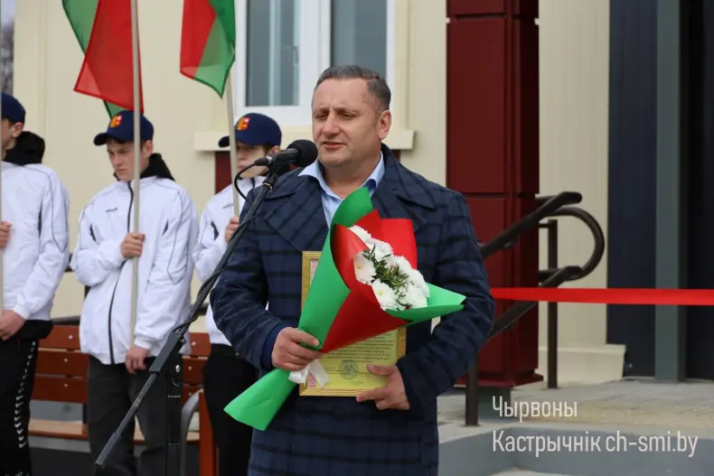 В Октябрьском сегодня торжественно открыли стадион "Октябрь" - 5360039910535