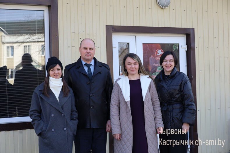 В Октябрьском сегодня был открыт магазин "Моя Мясной" ОАО "Пуховичимясопродукт". - 5360098994823