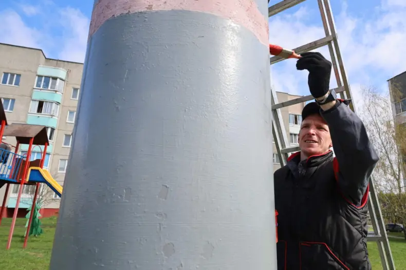 В Октябрьском проходит республиканский субботник. - 5360349734535