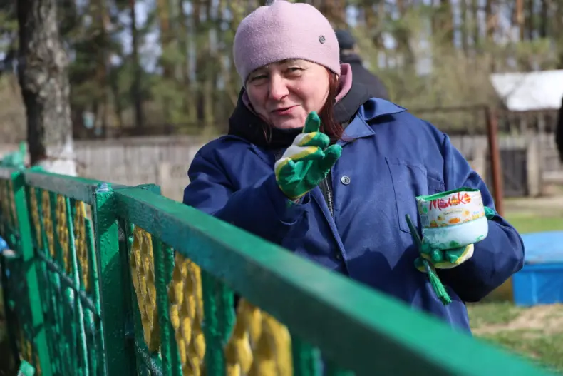 В Октябрьском проходит республиканский субботник. - 5360349526919