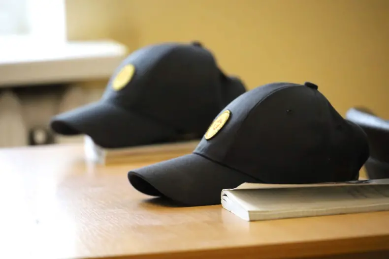 В рамках рабочей поездки в Октябрьский район, депутат Палаты представителей Национального собрания Республики Беларусь Николай Маратаев,  встретился с коллективом Октябрьского районного отдела по чрезвычайным ситуациям. - 5360411683719