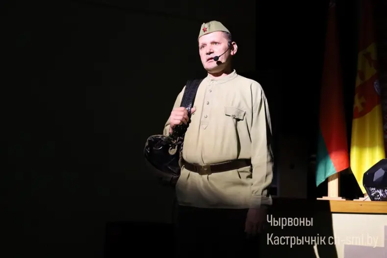 В центре досуга прошел отчетный концерт Октябрьского района "Песни нашей души" - 5360420522119