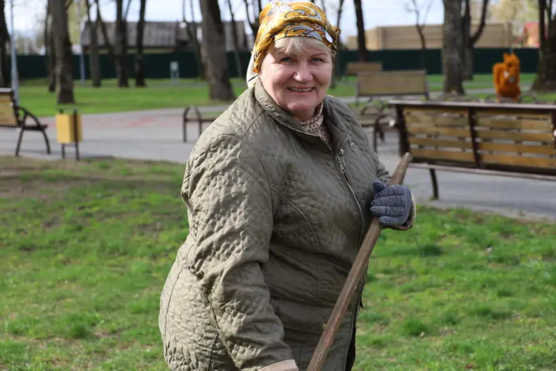 В Октябрьском проходит республиканский субботник. - 5360349530503