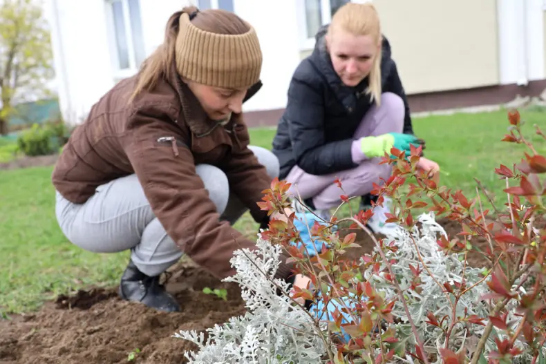 В Октябрьском проходит республиканский субботник. - 5360349541255