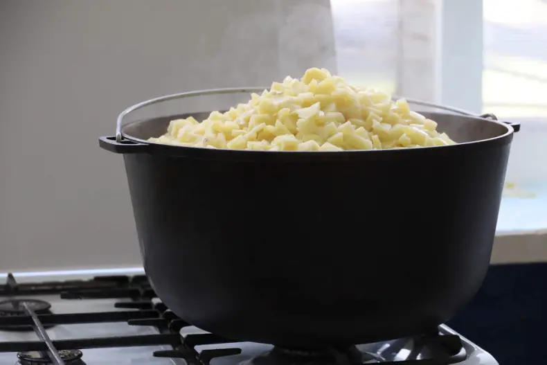 У аграриев Октябрьщины пора горячая и в прямом, и в переносном смысле. - 5361153102983