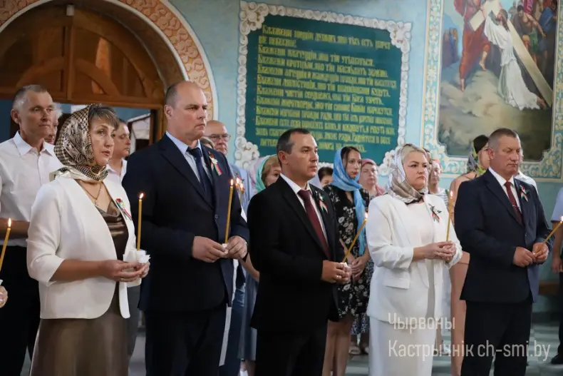 В православных храмах Беларуси в День Независимости совершены Божественные литургии с благодарственными молебнами, - 5361161544327