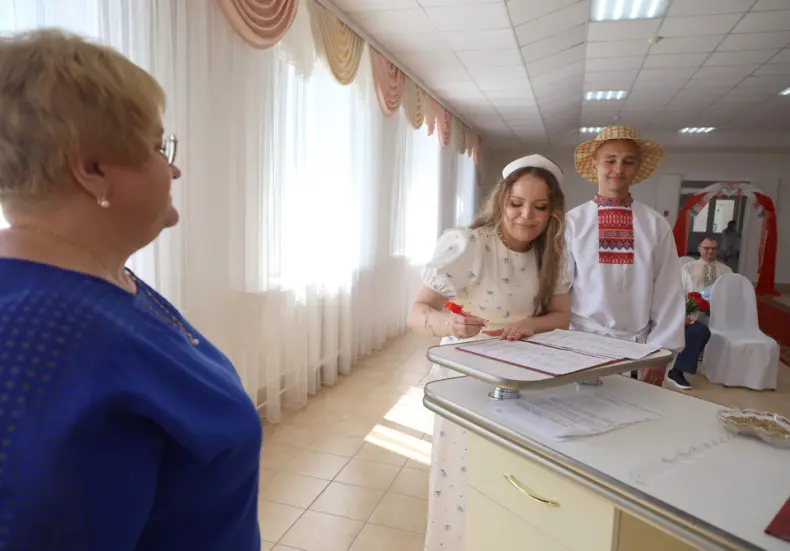 Сегодня в Октябрьском стало на одну семью больше. - 5361609826439