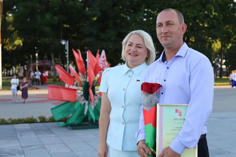 Сегодня в Октябрьском прошел День город - 5361683202183