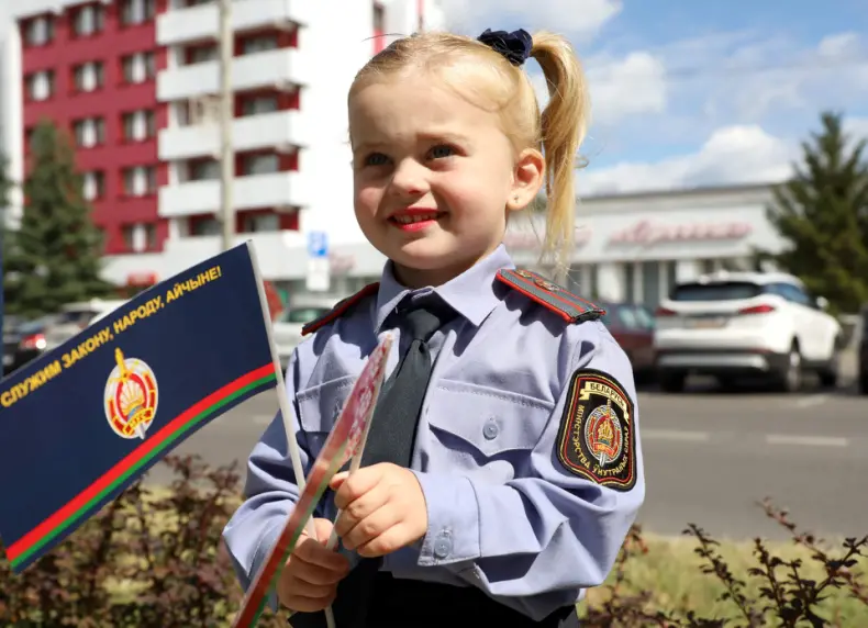 Юбилейную дату – 60-летие масштабно и празднично отметил Октябрьский районный отдел внутренних дел. - 5361601779079