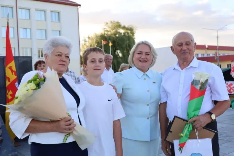 Сегодня в Октябрьском прошел День город - 5361683198855