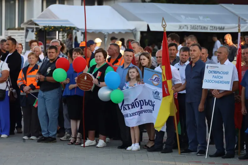 Сегодня в Октябрьском прошел День город - 5361683201927