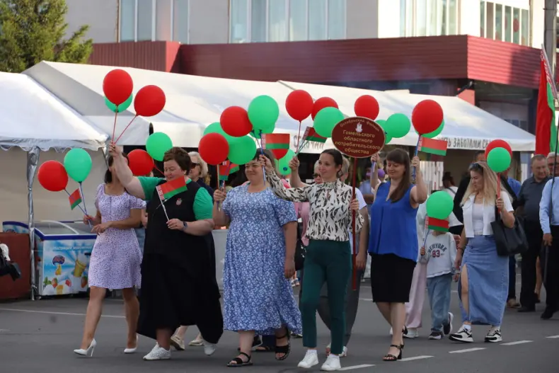 Сегодня в Октябрьском прошел День город - 5361683167367