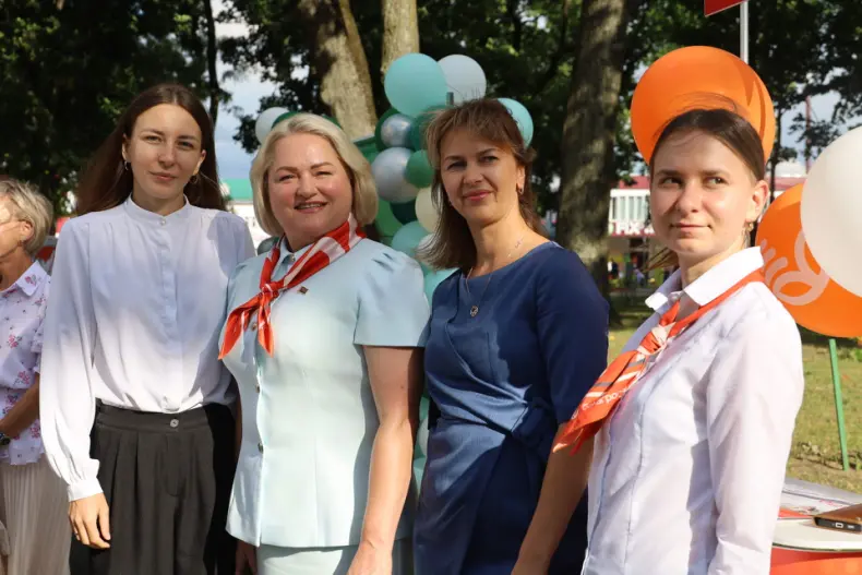 Сегодня в Октябрьском прошел День город - 5361683148423