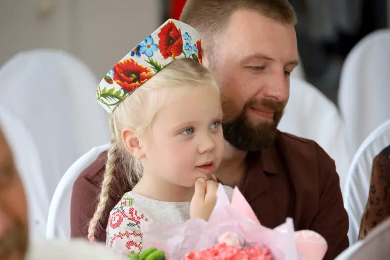 Сегодня в Октябрьском стало на одну семью больше. - 5361609443463