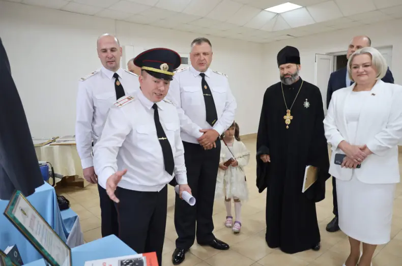 Юбилейную дату – 60-летие масштабно и празднично отметил Октябрьский районный отдел внутренних дел. - 5361601843335