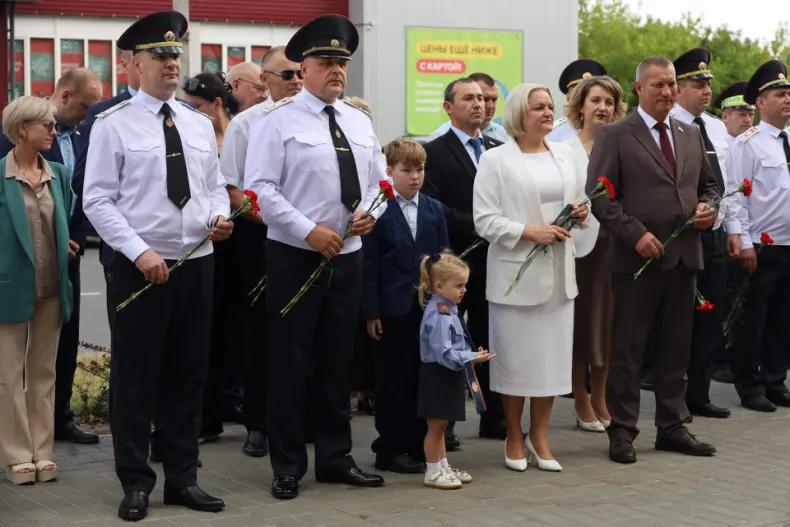 Юбилейную дату – 60-летие масштабно и празднично отметил Октябрьский районный отдел внутренних дел. - 5361601796487