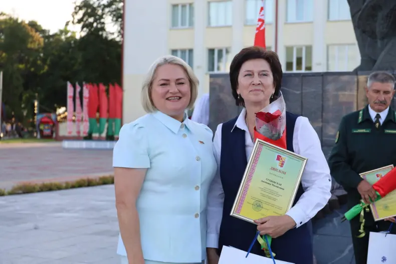 Сегодня в Октябрьском прошел День город - 5361683184519