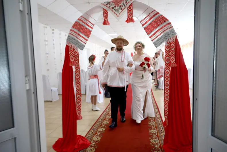 Сегодня в Октябрьском стало на одну семью больше. - 5361609522055