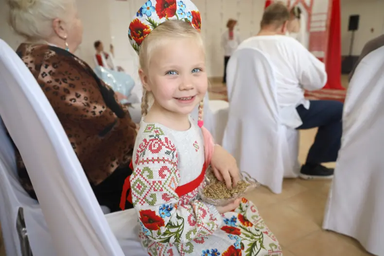 Сегодня в Октябрьском стало на одну семью больше. - 5361609412487